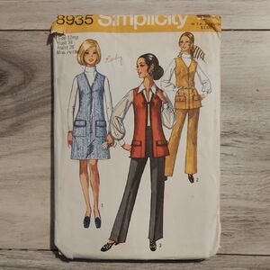 Simplicity Women's Blue and Red Straight Leg Jumpsuit Pattern